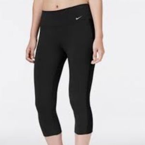 Nike capri leggings